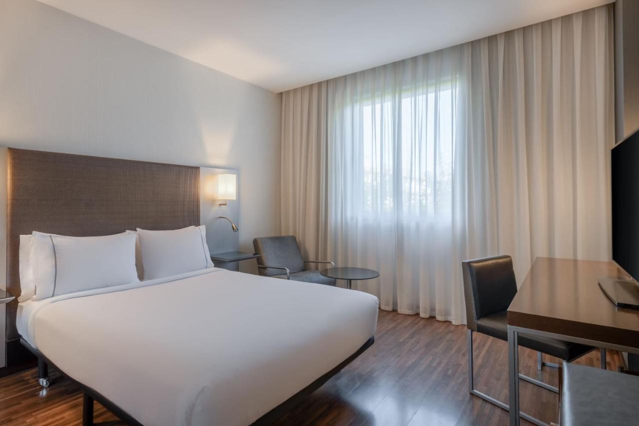 Ac Hotel By Marriott Madrid Airport Coslada Exterior foto