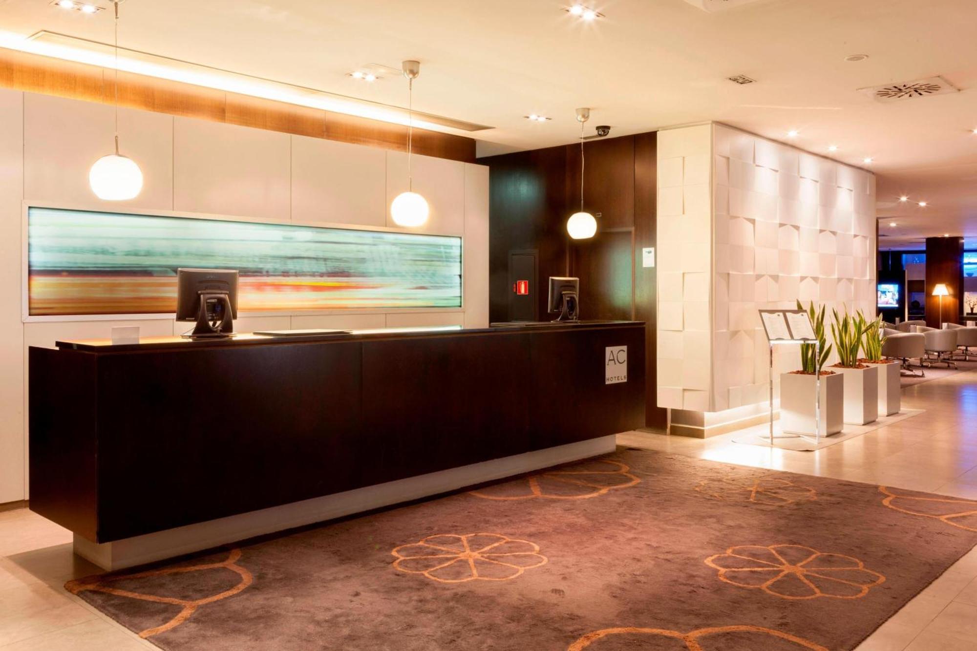 Ac Hotel By Marriott Madrid Airport Coslada Exterior foto
